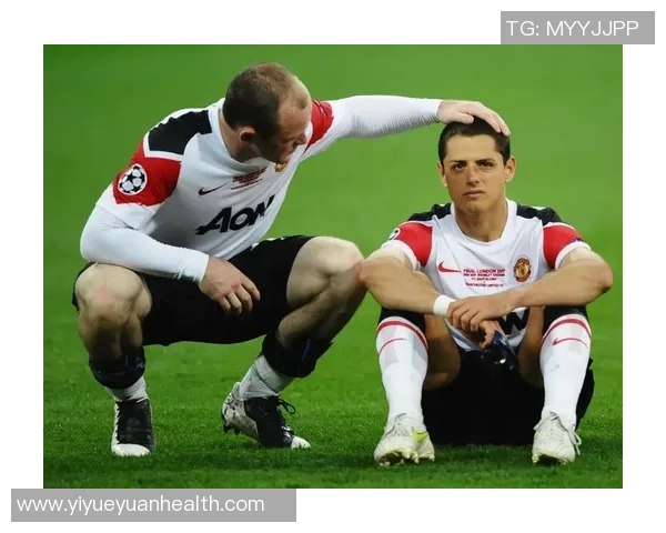 足球球星更衣室瞬间：幕后故事与队伍凝聚力的真实写照